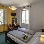Pra De La Fam & Hotel 4*