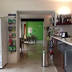 Pra De La Fam & Hotel