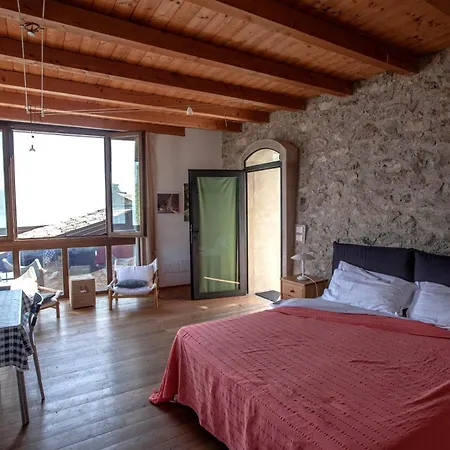 Bed & Breakfast Pra De La Fam *