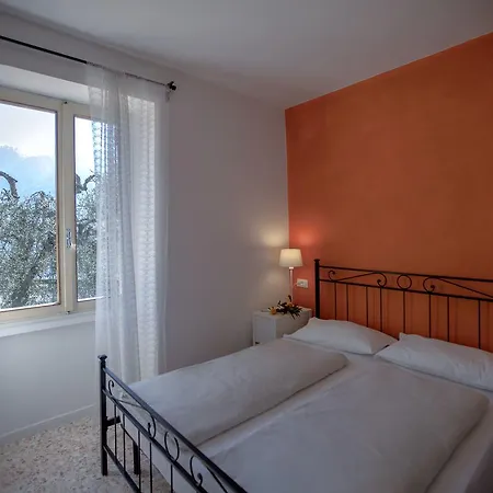 Bed & Breakfast Pra De La Fam