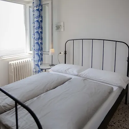 Bed & Breakfast Pra De La Fam *