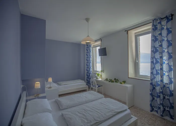 Hotel Prà De La Fam Tignale