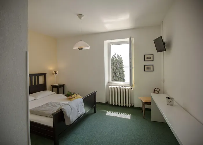 Prà De La Fam Hotel 4*