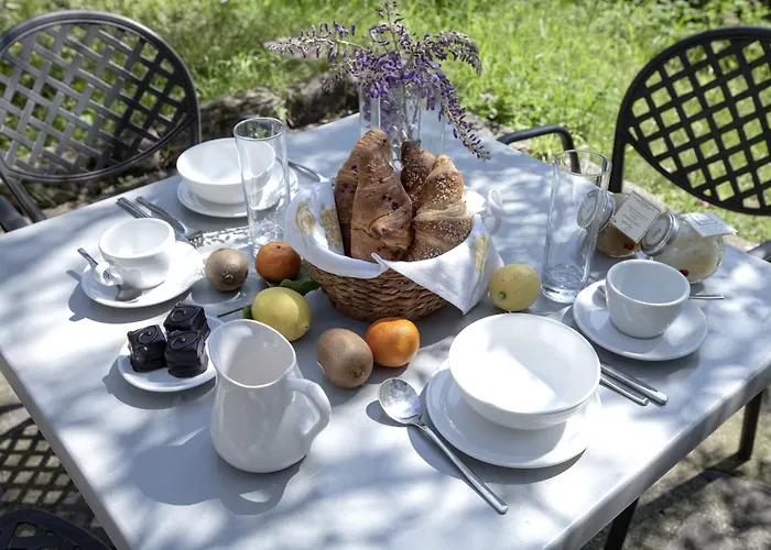 Prà De La Fam Hotel
