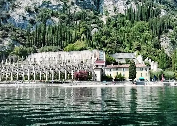Prà De La Fam Hotel 4*