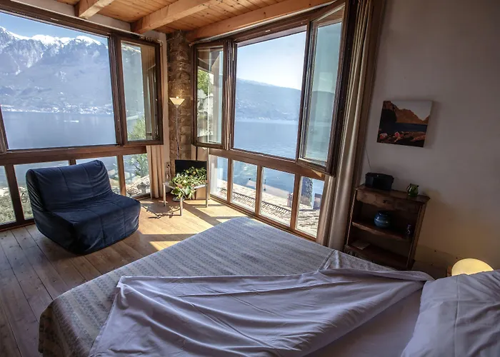 Prà De La Fam Hotel