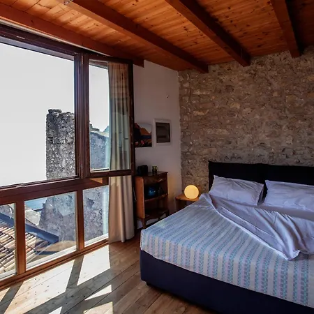 Pra De La Fam Bed & Breakfast